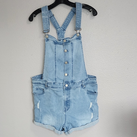 Celebrity Pink Rolled Cuff  Denim Overalls Short/ XL - Picture 1 of 14